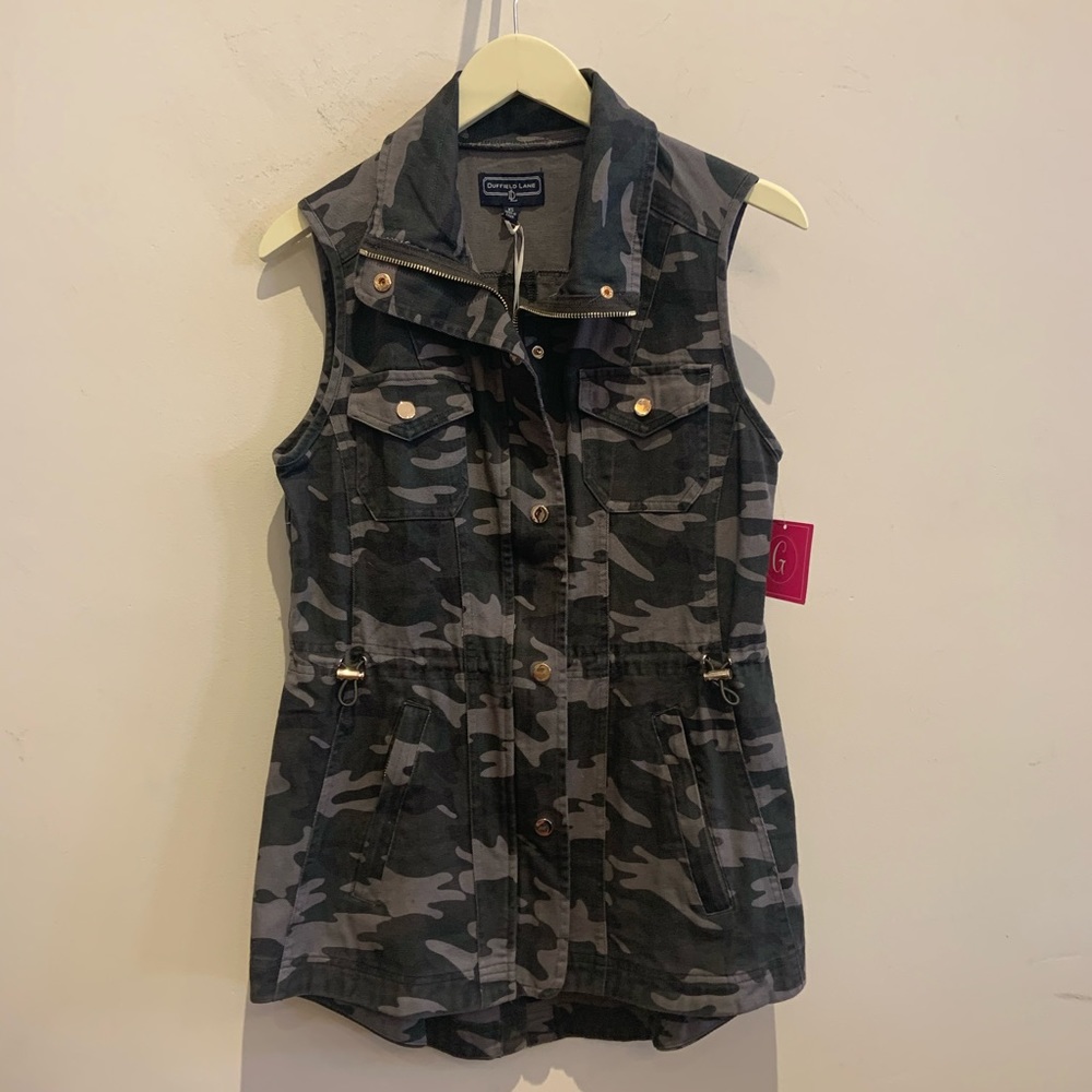 Sumner vest
